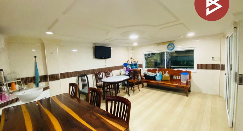 For sale 16 bedrooms retail Space in Bang Khun Thian, Bangkok