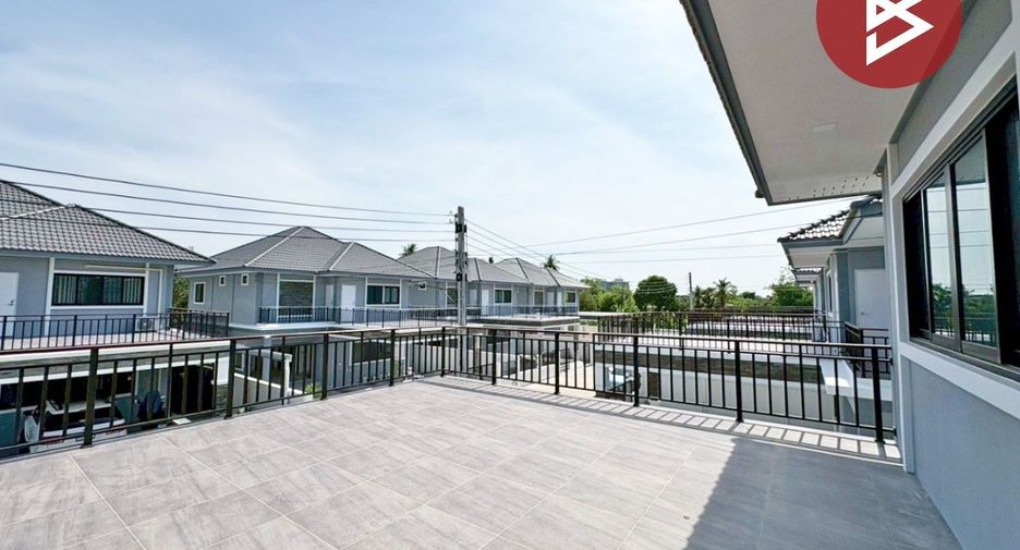 For sale 4 bedrooms house in Sam Phran, Nakhon Pathom
