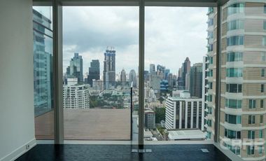 For sale 3 bedrooms condo in Sathon, Bangkok