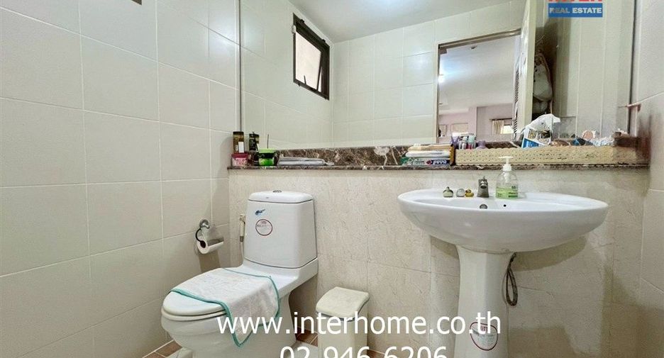For sale 3 ベッドルーム house in Khan Na Yao, Bangkok