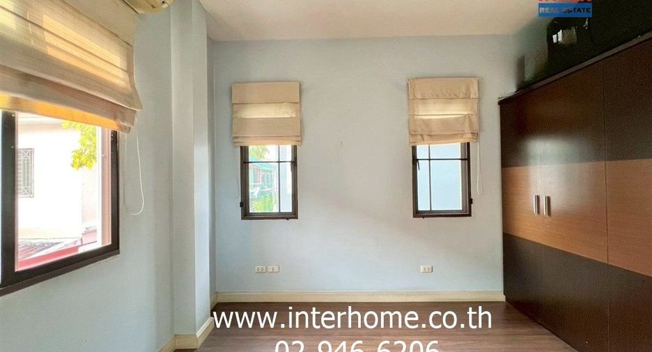 For sale 3 ベッドルーム house in Khan Na Yao, Bangkok