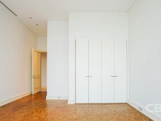 Продажа 4 спальни кондо в Сатхон, Бангкок