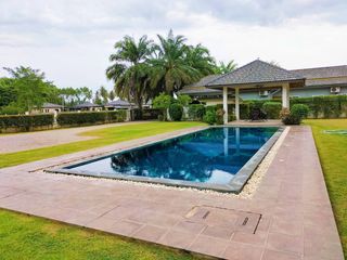 Villa zur Miete mit 3 Zimmer in Bang Lamung, Chonburi