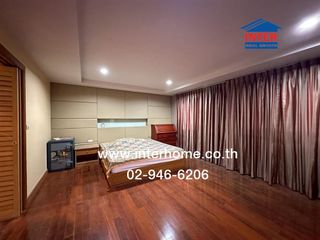 For sale 3 bedrooms retail Space in Bang Khun Thian, Bangkok