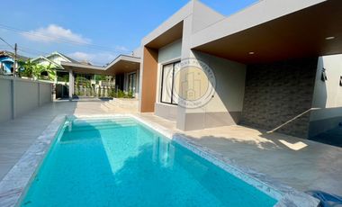 For sale 4 bedrooms villa in Bang Lamung, Chonburi