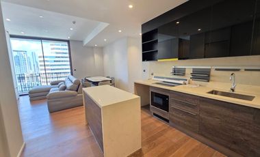 À vendre 2 chambres condo à Pathum Wan, Bangkok