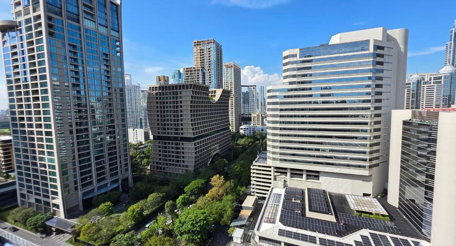 For sale 2 bedrooms condo in Pathum Wan, Bangkok