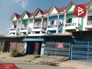 For sale 3 ベッドルーム townhouse in Mueang Nakhon Sawan, Nakhon Sawan