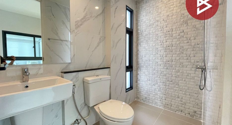 For sale 4 bedrooms house in Prawet, Bangkok