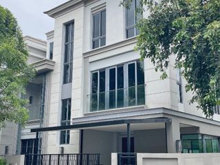 Casa en venta de 4 habitaciones en Prawet, Bangkok