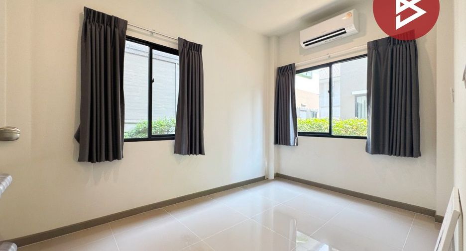 For sale 4 bedrooms house in Sai Noi, Nonthaburi