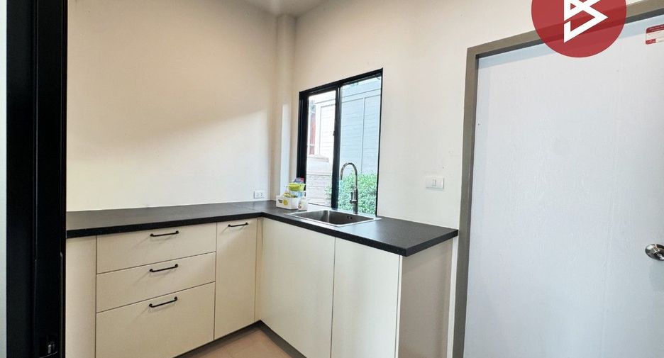 For sale 4 bedrooms house in Sai Noi, Nonthaburi