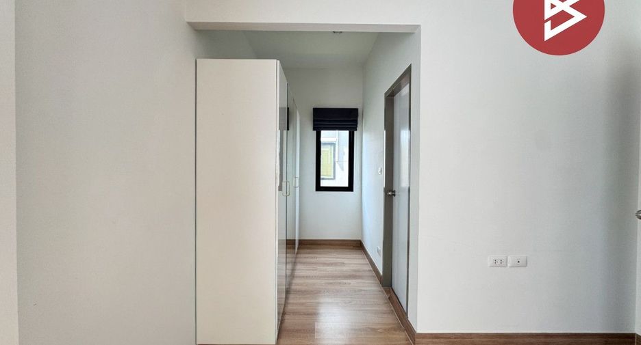 For sale 4 bedrooms house in Sai Noi, Nonthaburi