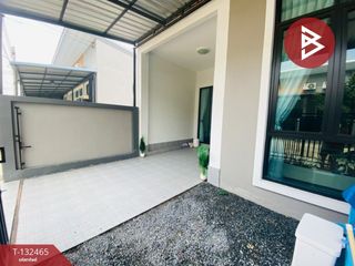 出售 2 卧室 联排别墅 在 Mueang Samut Sakhon, Samut Sakhon