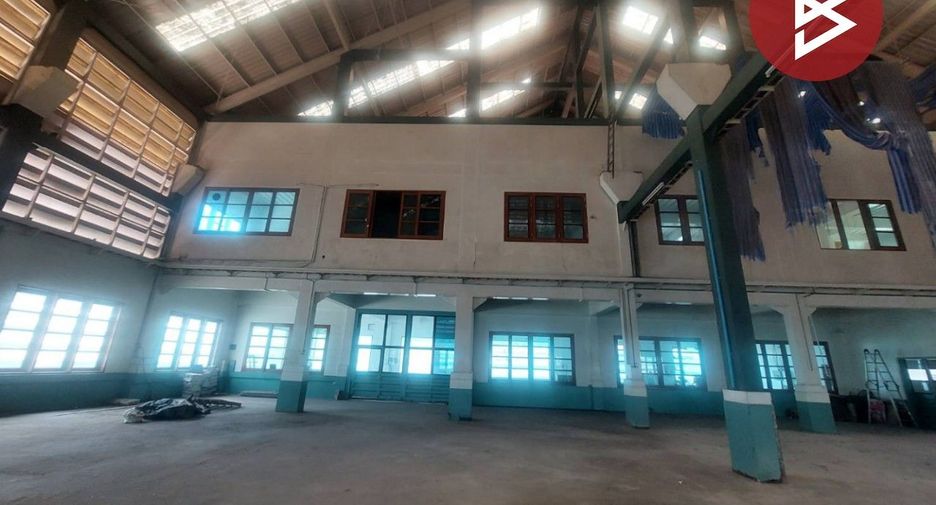 For sale 11 bedrooms retail Space in Phra Pradaeng, Samut Prakan