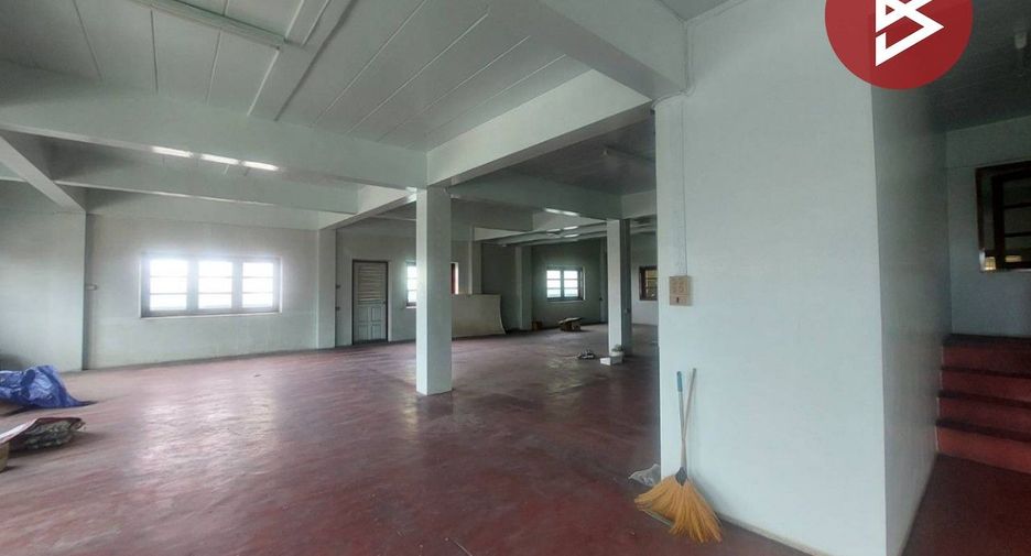 For sale 11 bedrooms retail Space in Phra Pradaeng, Samut Prakan