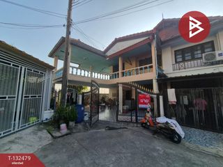 For sale 4 bedrooms townhouse in Thanyaburi, Pathum Thani