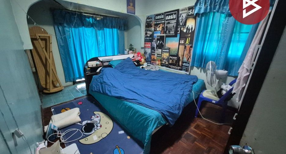 For sale 4 bedrooms townhouse in Thanyaburi, Pathum Thani