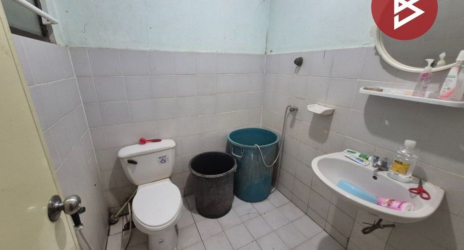For sale 4 bedrooms townhouse in Thanyaburi, Pathum Thani