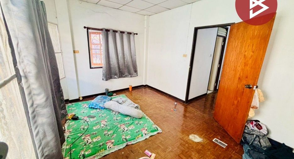 For sale 2 bedrooms townhouse in Si Racha, Chonburi