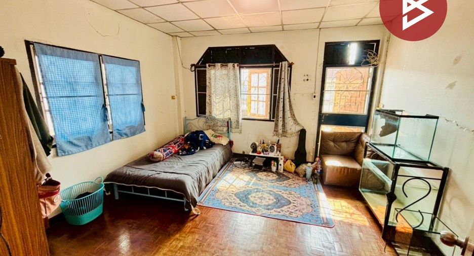 For sale 2 bedrooms townhouse in Si Racha, Chonburi