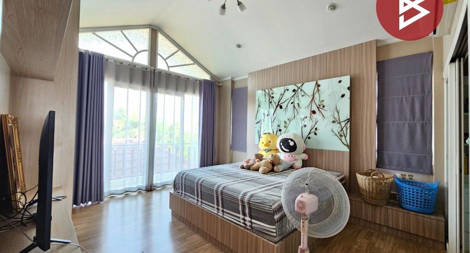For sale 4 bedrooms house in Mueang Chon Buri, Chonburi