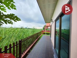 For sale 3 bedrooms house in Mueang Nakhon Pathom, Nakhon Pathom