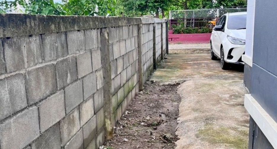 For sale 2 bedrooms house in Mueang Chiang Rai, Chiang Rai