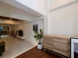 For sale 2 bedrooms townhouse in Khlong Toei, Bangkok