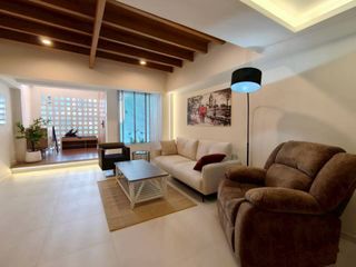 For sale 2 bedrooms townhouse in Khlong Toei, Bangkok
