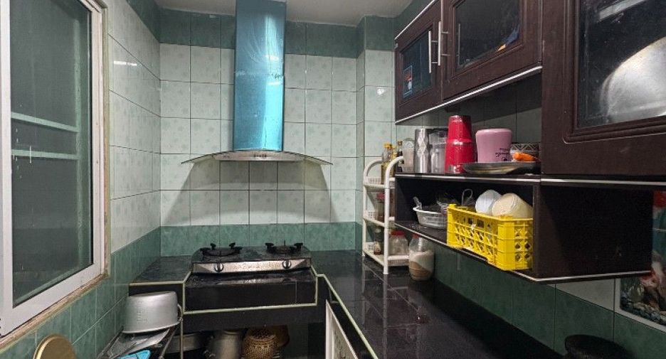 Продажа 3 спальни таунхаус в Krathum Baen, Самутсакхон