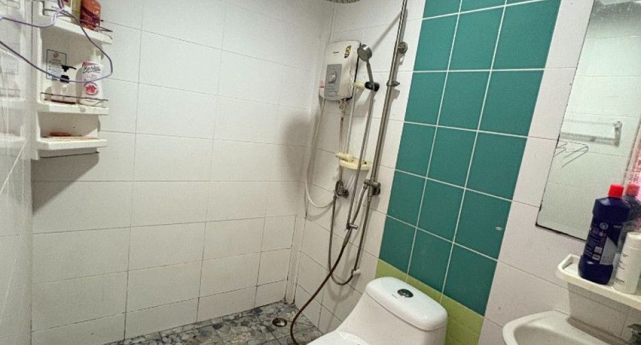 Продажа 3 спальни таунхаус в Krathum Baen, Самутсакхон