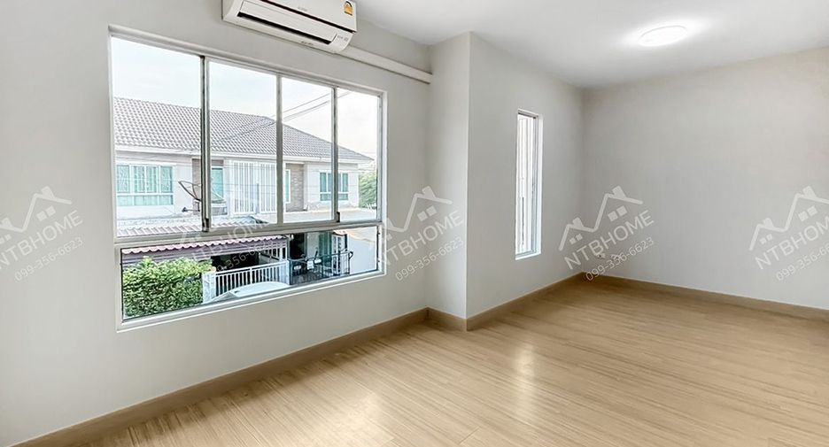 Продажа 3 спальни таунхаус в Bang Kruai, Нонтабури