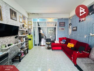For sale 2 bedrooms townhouse in Mueang Samut Prakan, Samut Prakan