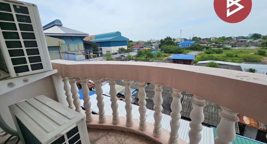 For sale 3 bedrooms retail Space in Phra Pradaeng, Samut Prakan