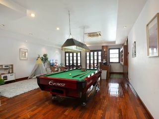 Reihenhaus zur Miete und zum Kauf mit 4 Zimmer in Watthana, Bangkok
