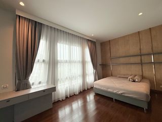 Haus zur Miete mit 4 Zimmer in Lat Krabang, Bangkok