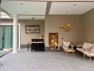 For rent 4 bedrooms villa in Bang Lamung, Chonburi