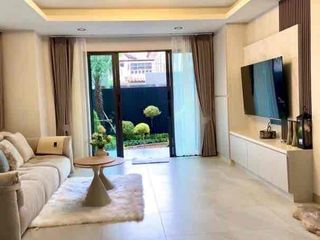For rent 4 bedrooms villa in Bang Lamung, Chonburi