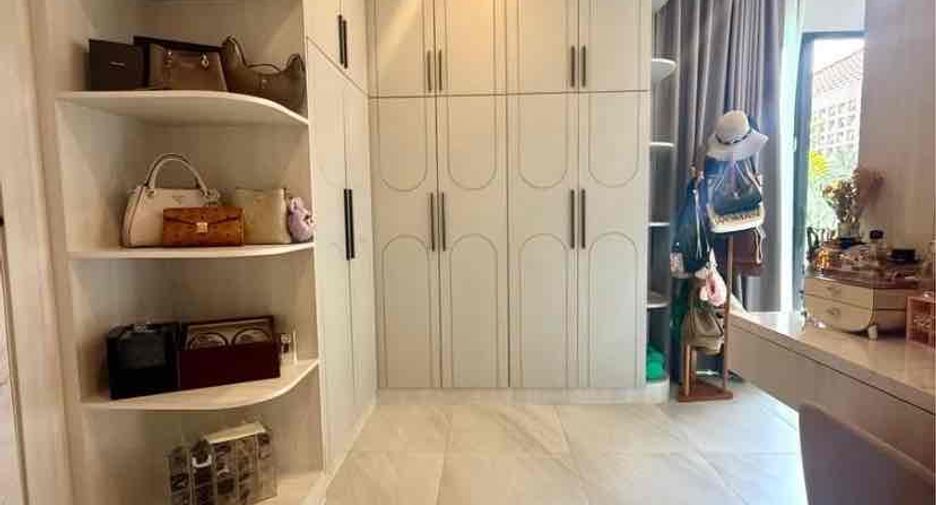 For rent 4 bedrooms villa in Bang Lamung, Chonburi