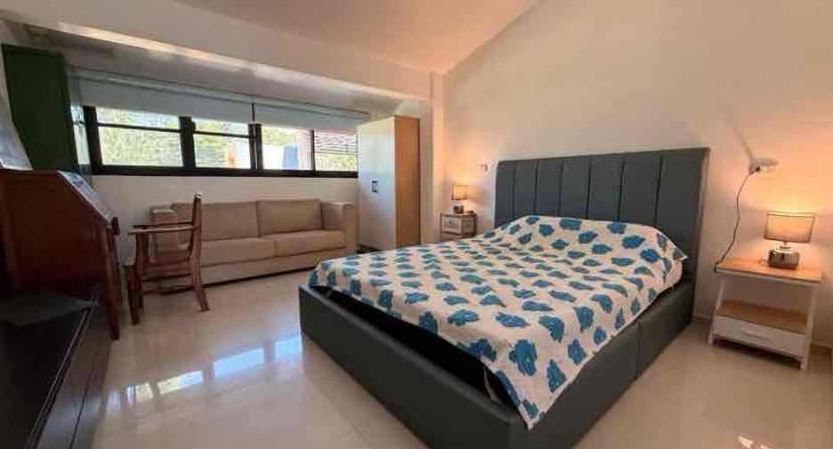 For rent 3 bedrooms villa in Bang Lamung, Chonburi