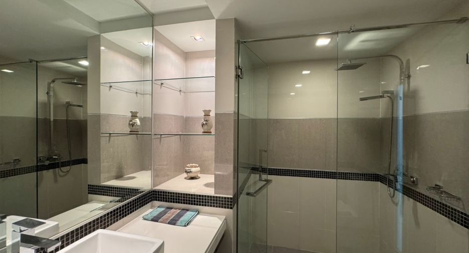Продажа 1 кровать кондо в Банг Ламунг, Чонбури