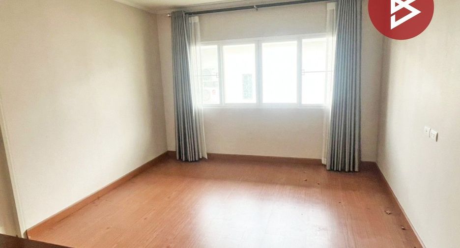 Haus zum Kauf mit 4 Zimmer in Bang Phli, Samut Prakan
