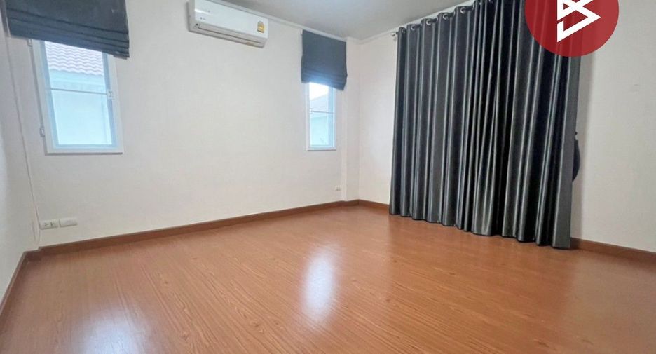 Haus zum Kauf mit 4 Zimmer in Bang Phli, Samut Prakan