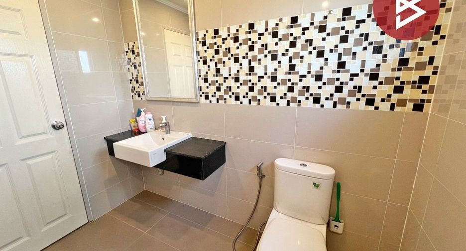 Haus zum Kauf mit 4 Zimmer in Bang Phli, Samut Prakan