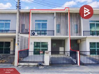 For sale 3 bedrooms townhouse in Khlong Luang, Pathum Thani