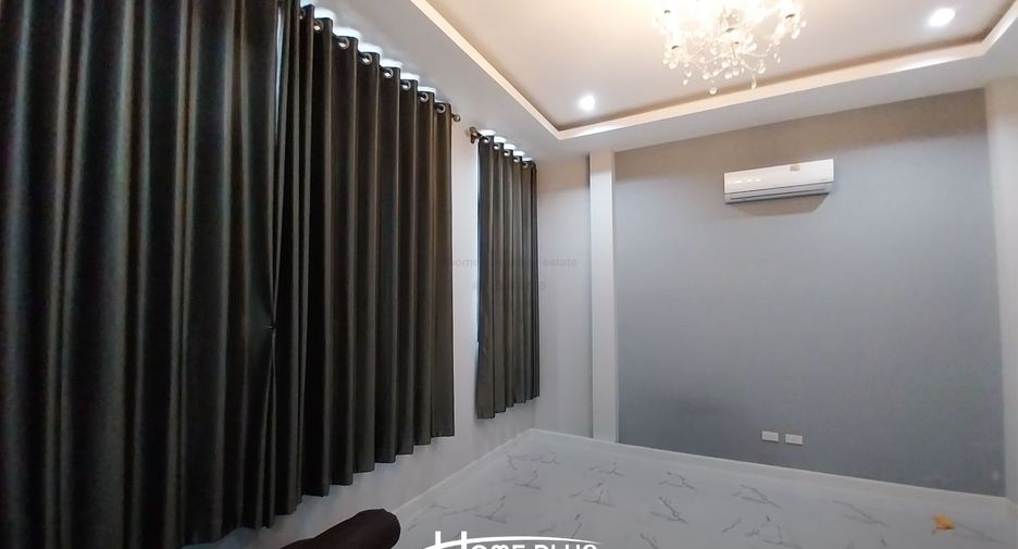 For rent and for sale 2 bedrooms townhouse in Si Maha Phot, Prachin Buri