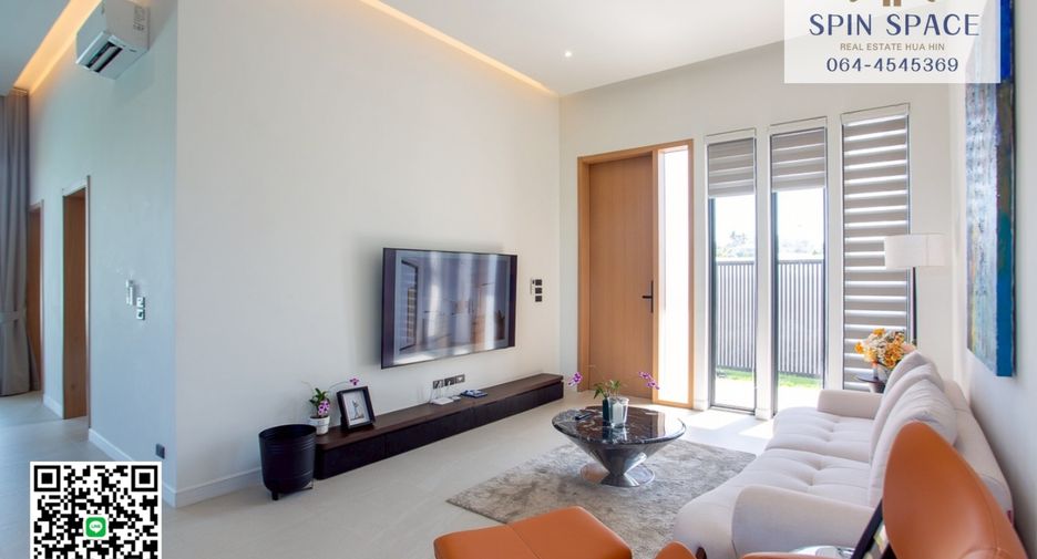For sale 4 bedrooms villa in Hua Hin, Prachuap Khiri Khan