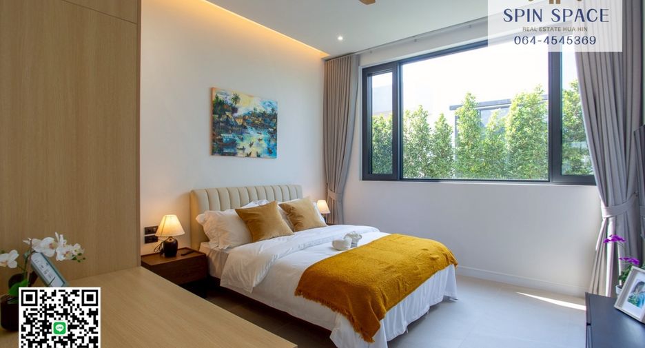 For sale 4 bedrooms villa in Hua Hin, Prachuap Khiri Khan
