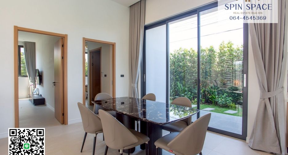 For sale 4 bedrooms villa in Hua Hin, Prachuap Khiri Khan